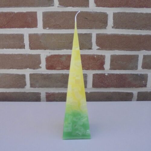 Kaars Pyramide Groot - Afbeelding 3